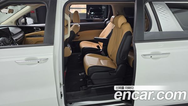 Kia Carnival 2021, фото 17