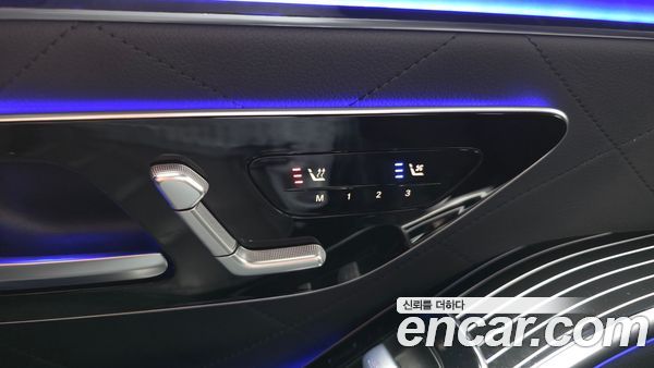 Mercedes-Benz S-Class 2022, фото 30