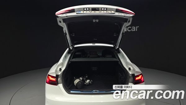 Audi A5 2021, фото 20