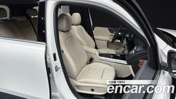 Mercedes-Benz EQB 2026, фото 16