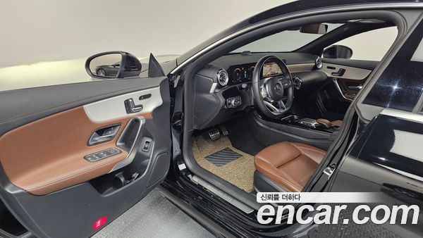 Mercedes-Benz CLA 2023, фото 10