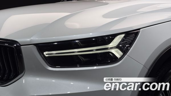 Volvo XC40 2022, фото 8