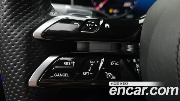 Mercedes-Benz S-Class 2023, фото 30