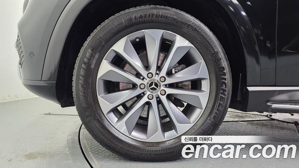 Mercedes-Benz GLE 2023, фото 5