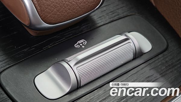 Mercedes-Benz GLE 2024, фото 35