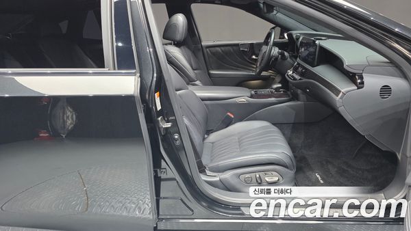 Lexus LS 2022, фото 16