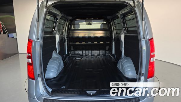 Hyundai Grand Starex 2021, фото 25