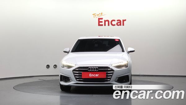Audi A4 2021, фото 3