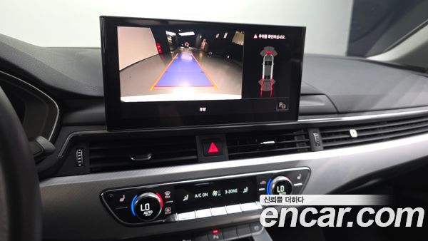 Audi A4 2021, фото 15