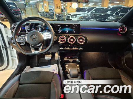 Mercedes-Benz A-Class 2020, фото 9