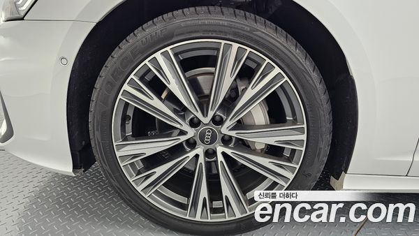 Audi A6 2023, фото 5