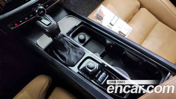 Volvo V60 2020, фото 9
