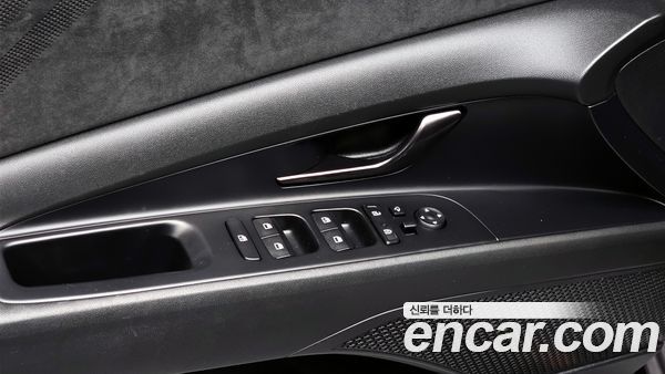Hyundai Elantra 2022, фото 18