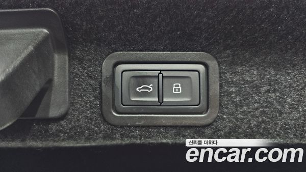 Audi A6 2021, фото 20