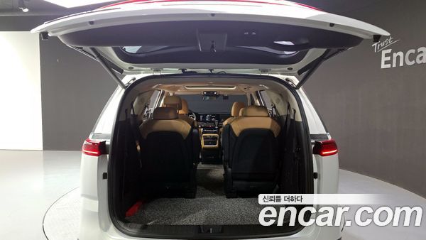 Kia Carnival 2021, фото 20