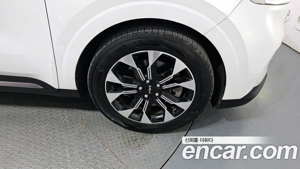Kia Carnival 2023, фото 5