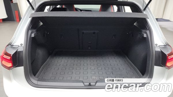 Volkswagen Golf 2023, фото 20