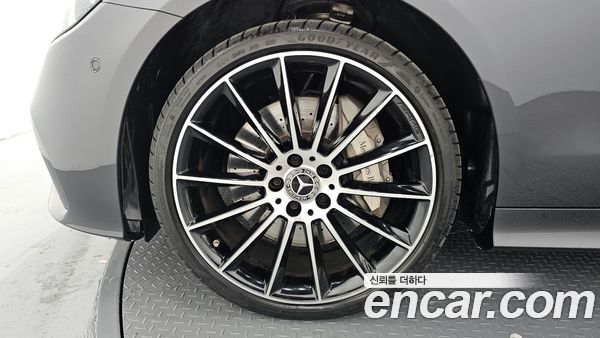 Mercedes-Benz E-Class 2021, фото 5