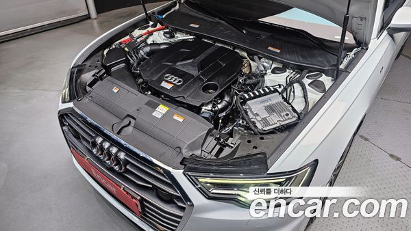 Audi A6 2022, фото 6