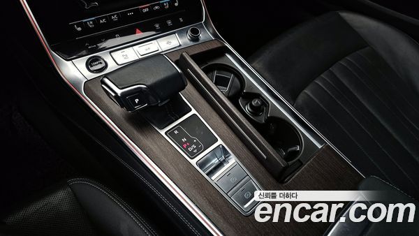 Audi A6 2022, фото 9