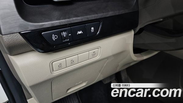 Kia Carnival 2022, фото 18