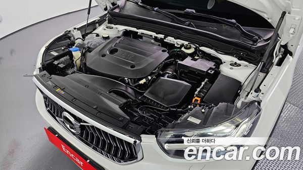 Volvo XC40 2021, фото 6