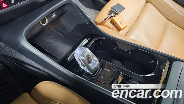 Volvo XC40 2021, фото 9