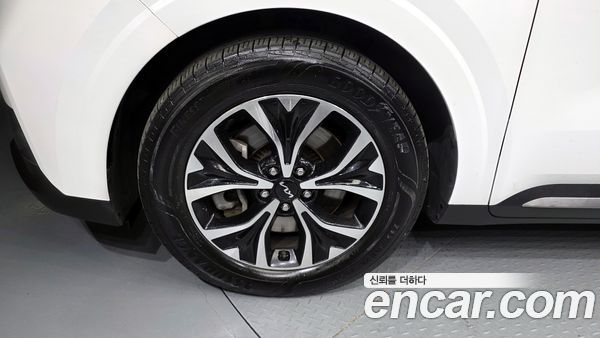Kia Carnival 2022, фото 5