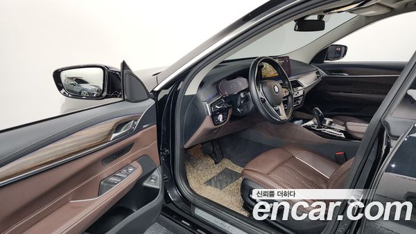 BMW Gran Turismo 2023, фото 10