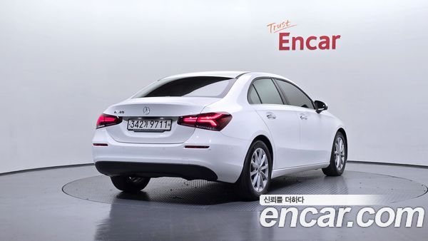 Mercedes-Benz A-Class 2020, фото 2