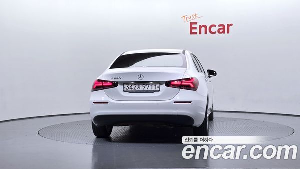 Mercedes-Benz A-Class 2020, фото 4