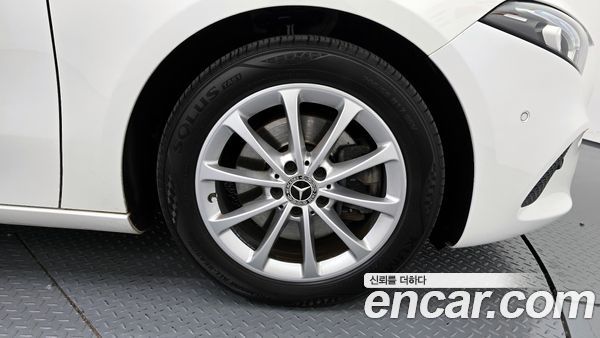 Mercedes-Benz A-Class 2020, фото 5