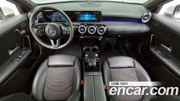 Mercedes-Benz A-Class 2020, фото 7