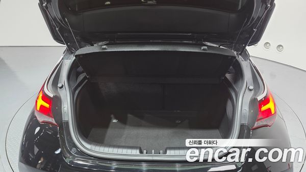 Hyundai Veloster 2022, фото 20