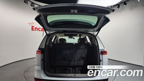 Kia Carnival 2021, фото 20