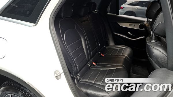 Mercedes-Benz GLC 2021, фото 12
