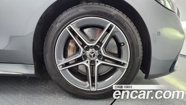 Mercedes-Benz S-Class 2022, фото 5