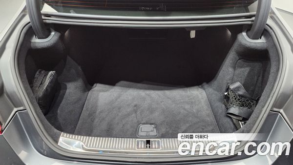 Mercedes-Benz S-Class 2022, фото 20
