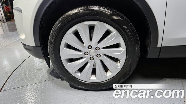 Land Rover Discovery Sport 2020, фото 5