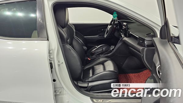 Hyundai Veloster 2021, фото 10