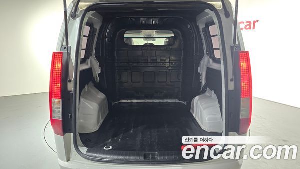 Hyundai Staria 2024, фото 20