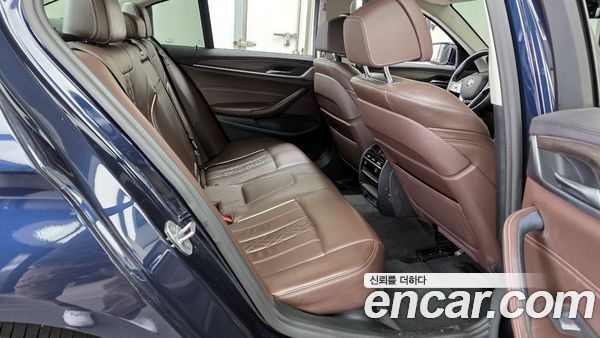 BMW 5 Series 2020, фото 12