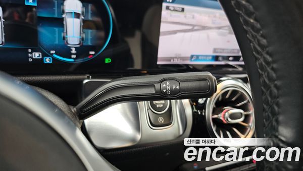 Mercedes-Benz GLB 2020, фото 9