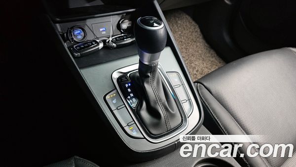Hyundai Kona 2022, фото 9
