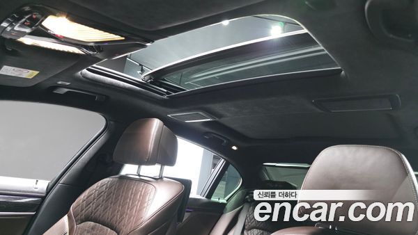 BMW 7 Series 2021, фото 20
