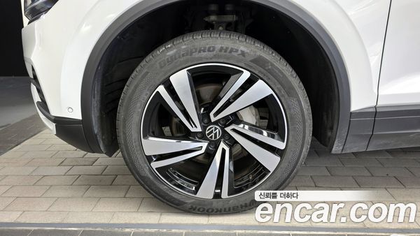 Volkswagen Touareg 2021, фото 5