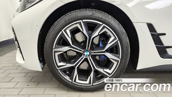 BMW 4 Series 2024, фото 5