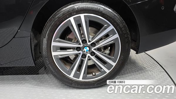 BMW 2 Series 2024, фото 5