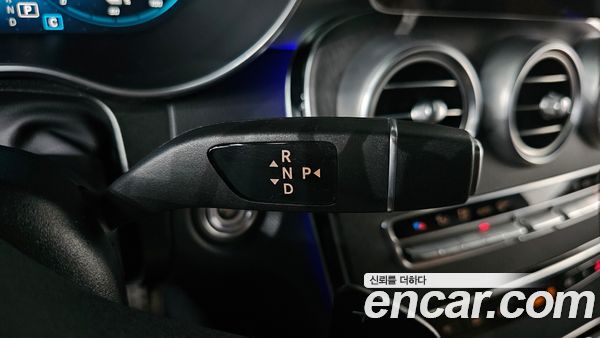 Mercedes-Benz GLC 2021, фото 9