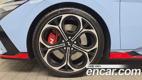 Hyundai Elantra 2025, фото 5